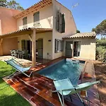 Plages De La Nartelle- Maxime - Piscines Privées Sainte-Maxime