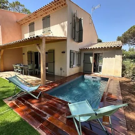 Plages De La Nartelle- Maxime - Piscines Privées Sainte-Maxime
